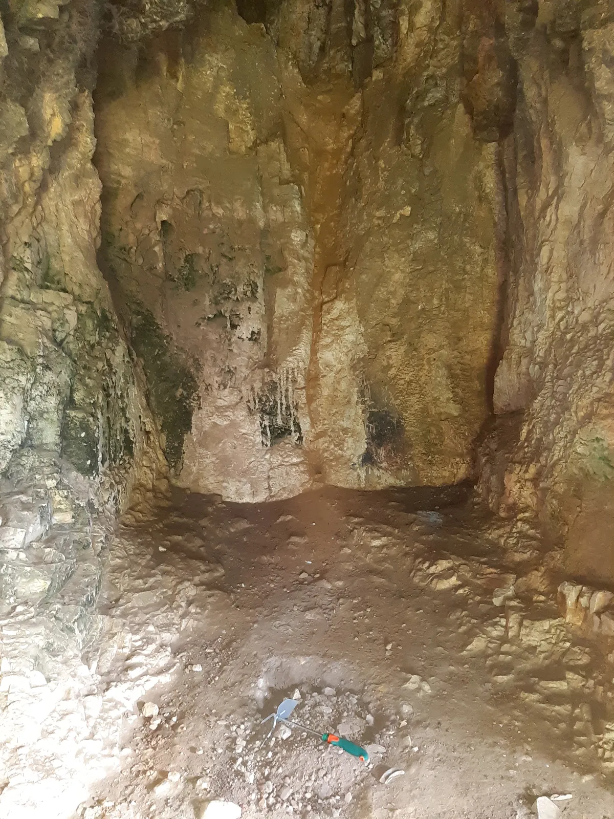 Caves & Karst, Novi Pazar